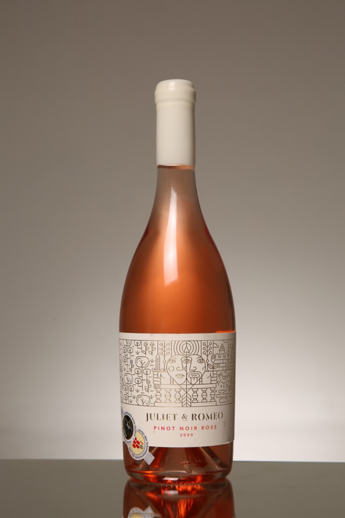 Juliet & Romeo Pinot Noir Rose 2021 Wine Labels